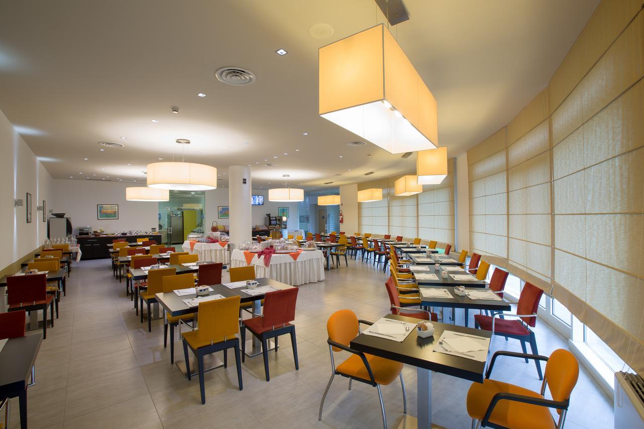 Una Hotels Cesena Nord Extérieur photo