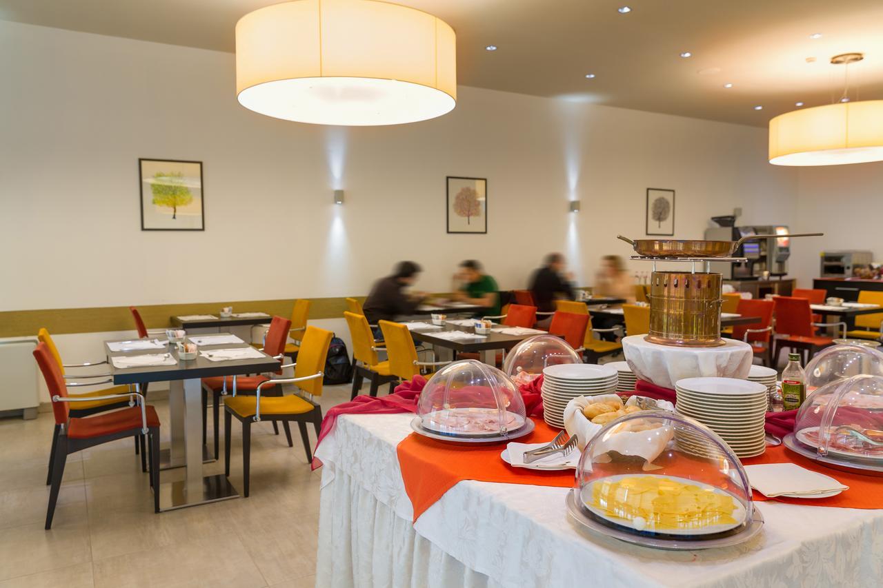 Una Hotels Cesena Nord Extérieur photo